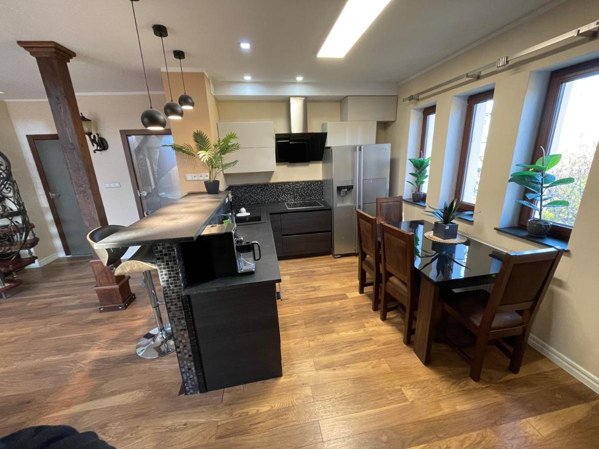 Dworek Oliwski Bed & Breakfast Gdansk Ngoại thất bức ảnh