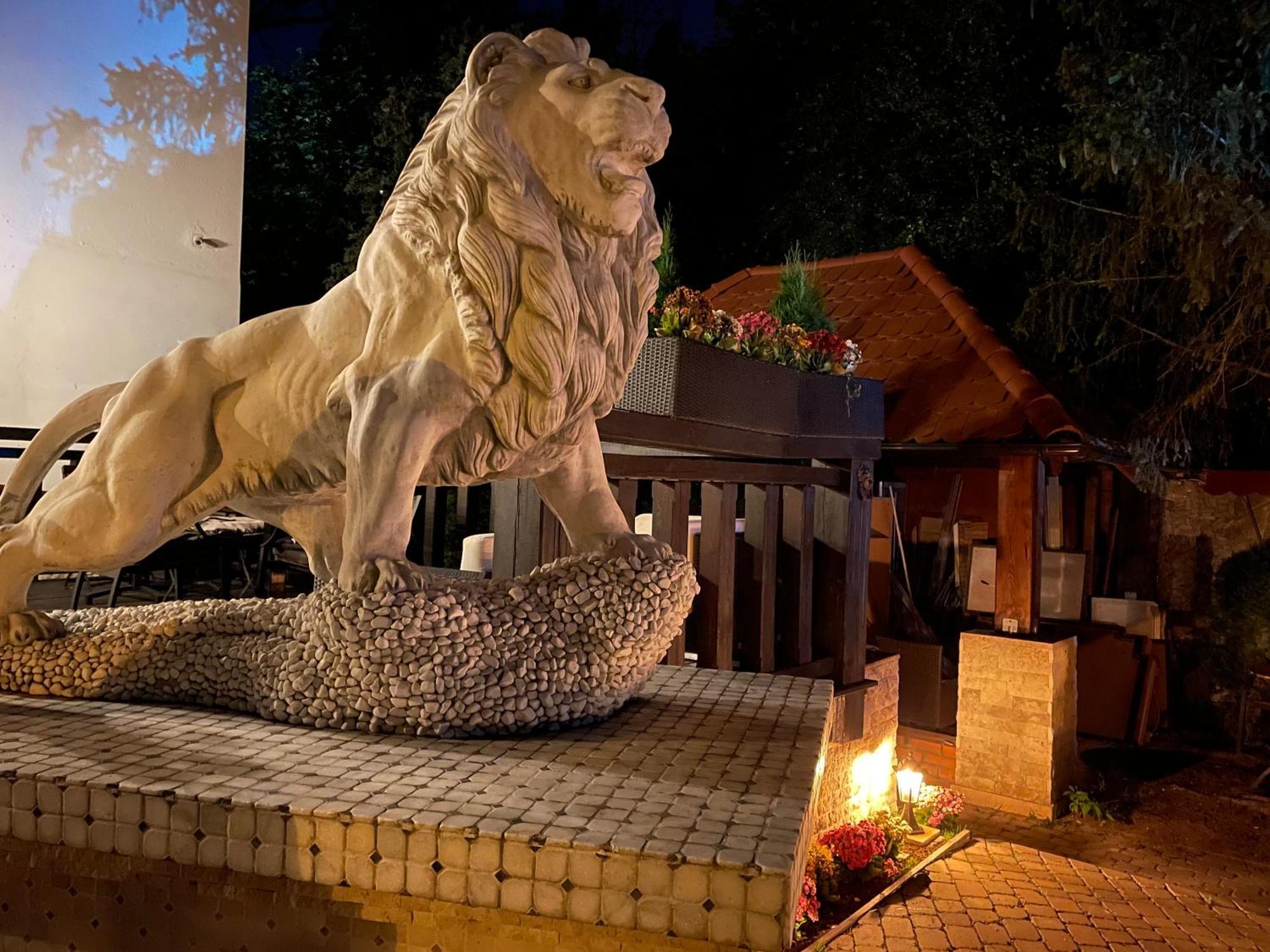 Dworek Oliwski Bed & Breakfast Gdansk Ngoại thất bức ảnh