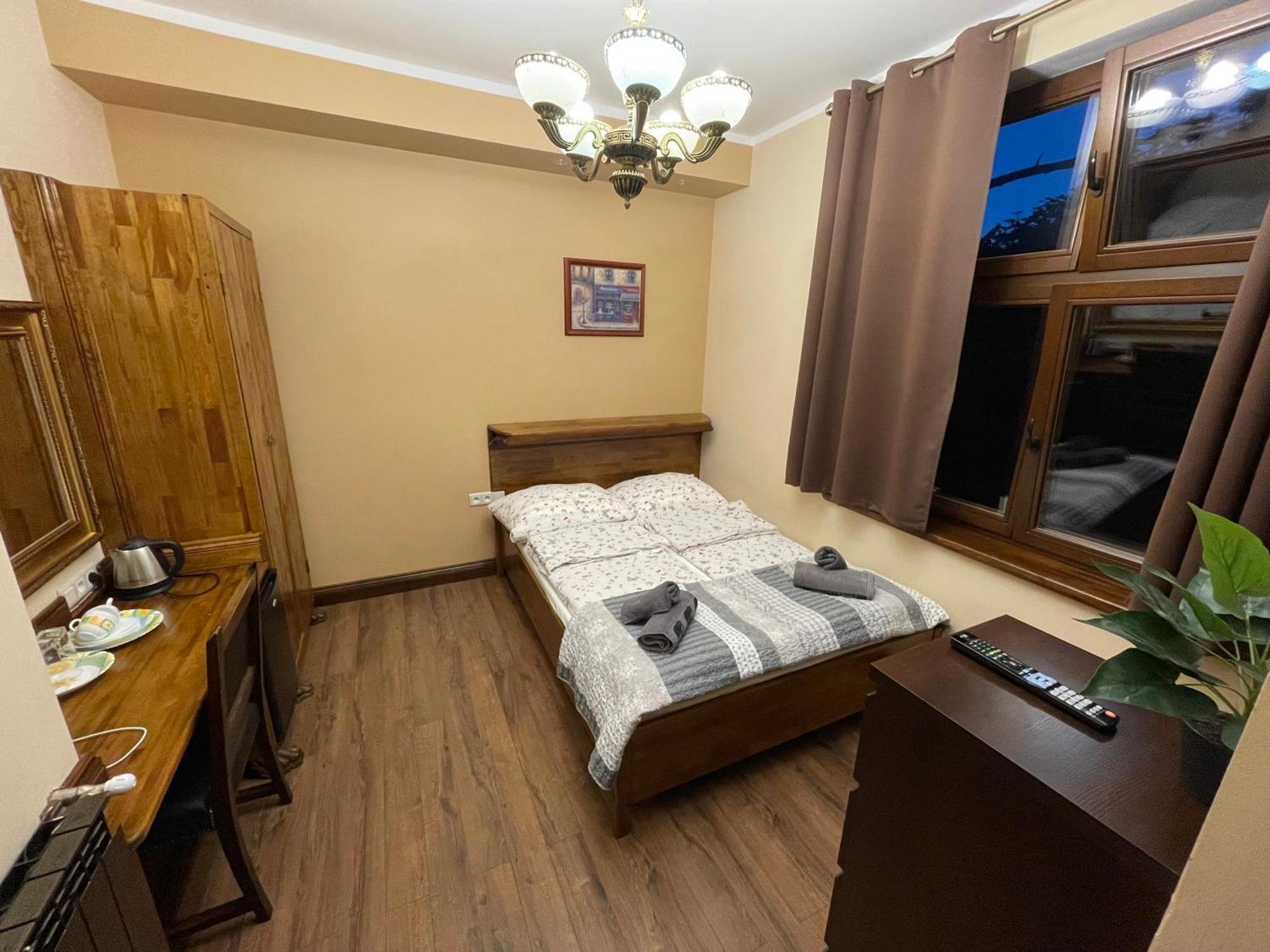 Dworek Oliwski Bed & Breakfast Gdansk Ngoại thất bức ảnh